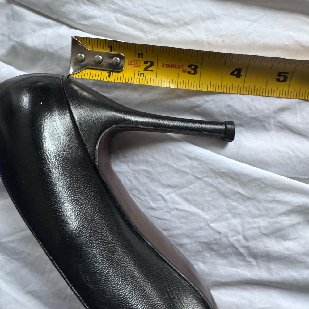 Stuart weitzman black leather heels size 9.5 - Picture 12 of 13